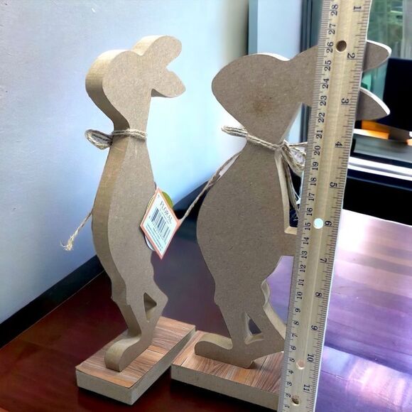 DL Ludo l Set of 2 l Wooden Rabbit Decor l Home & Garden l NWT - Picture 6 of 9
